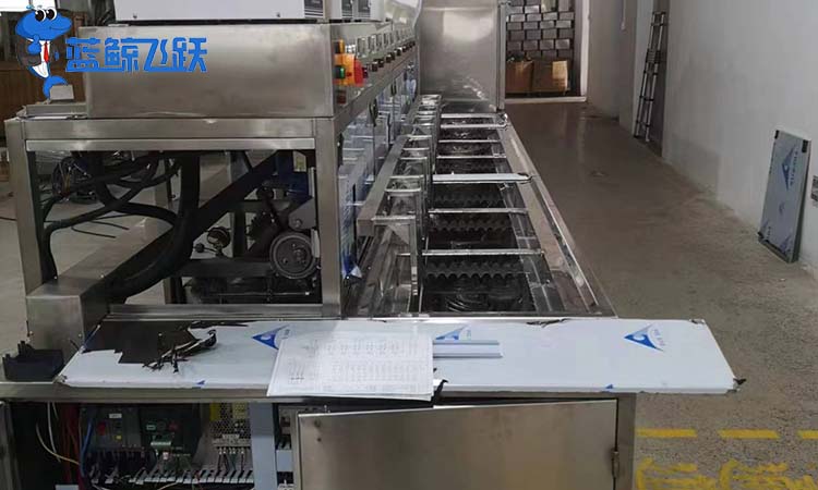 黄瓜视频看片如何清洗石墨材料