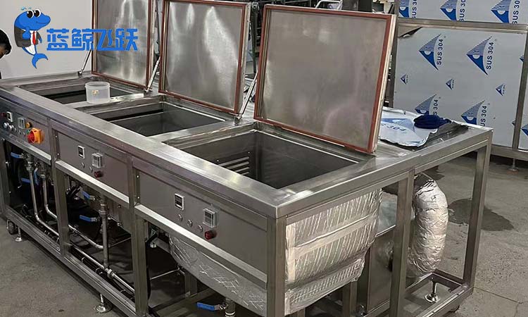 黄瓜视频看片在化妆品设备清洁中的应用