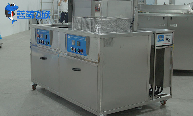 黄瓜视频看片在汽配行业的应用，如何处理汽车零件的污渍？