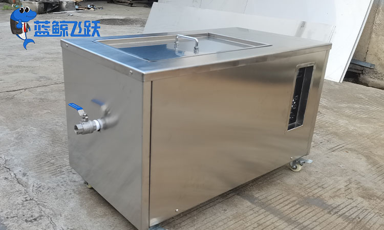 超声波清洗设备行业趋势：扩大应用范围与技术创新