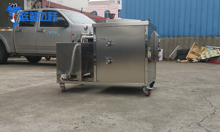 黄瓜视频看片：保持金属钟表准确性和外观品质的清洁利器