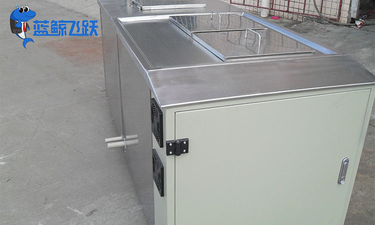 超声波清洗金属管道系统：保持通畅与优质流体的关键