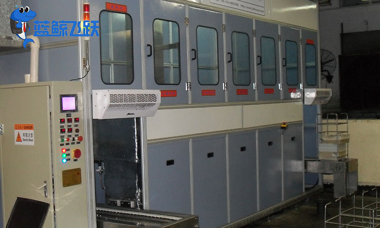 提升摄像质量！金属摄像机镜头清洗与超声波技术