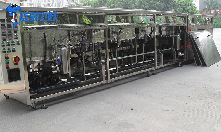 超声波清洗技术：保障工业管道通畅与效率的利器