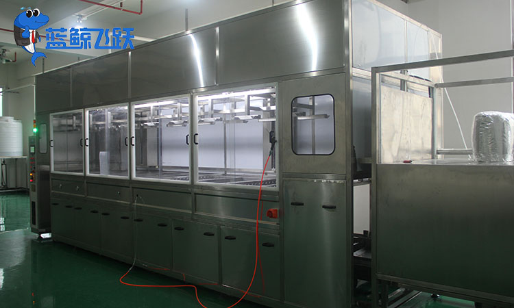 电动车辆金属表面清洗：超声波技术的高效恢复