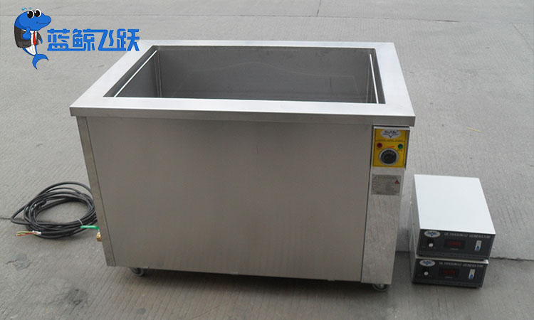 黄瓜视频看片保养五金工具的使用寿命