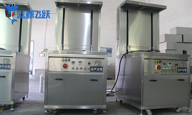 超声波清洗器：艺术品保养的新时代利器