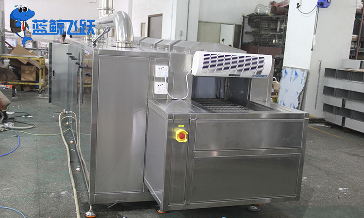 超声波清洗器：推动制造业环保可持续发展的绿色引擎