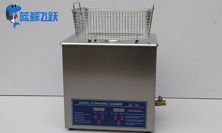 超声波清洗技术：航空航天零部件清洗的革新解决方案