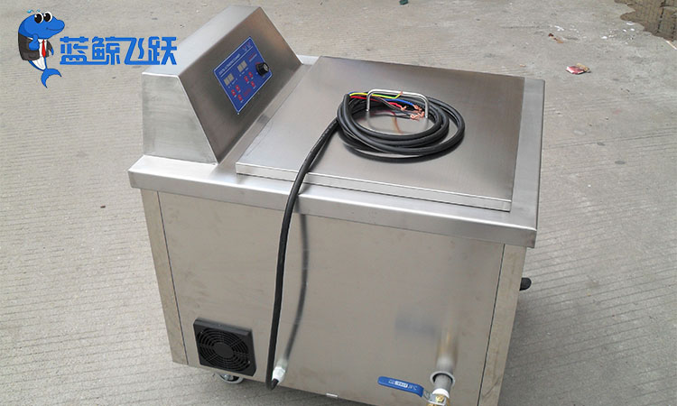 工业清洗新标杆：超声波清洗设备的高效性能