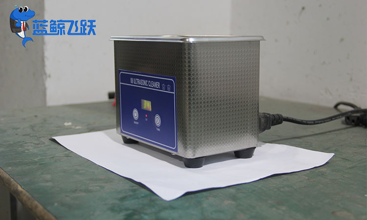 眼镜黄瓜视频看片水的更换频率及注意事项