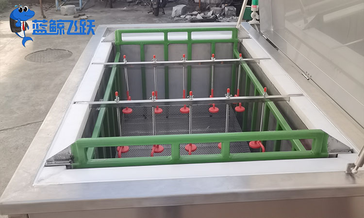 探索超声波油缸清洗机的技术与应用