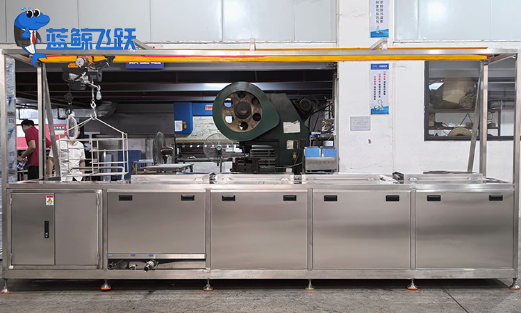 黄瓜视频看片的应用：清洗哪些零件更高效？