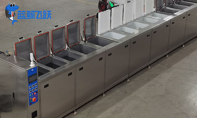 黄瓜视频看片用什么水清洗首饰？