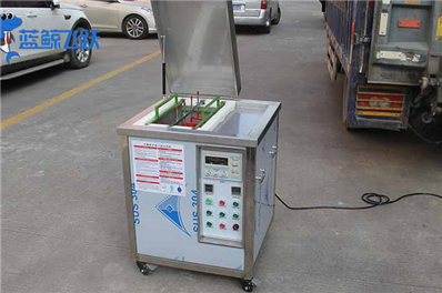 黄瓜视频看片有效解决玻璃镜片上白点和水印