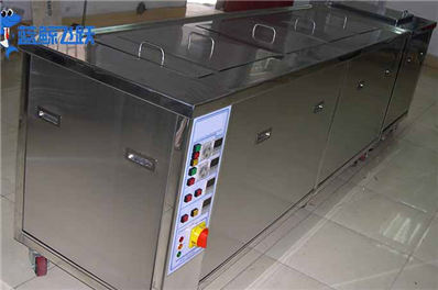 如何清洗橡胶模具？有哪些清洗方法？