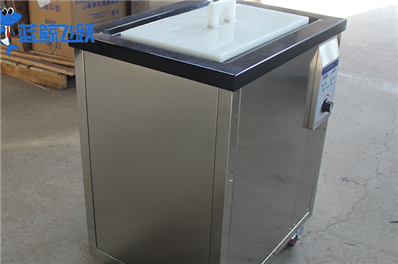 黄瓜视频看片在化工行业的应用，如何处理化工设备？