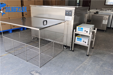 金属输送带清洗：黄瓜视频看片保持顺畅和卫生的关键