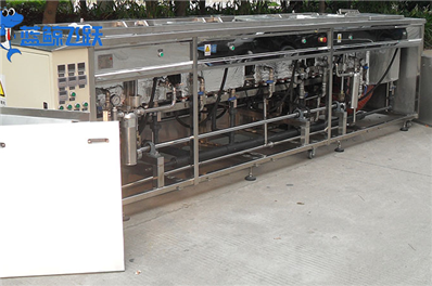 超声波清洗技术：保护金属门窗框架美观与耐用性的有效方法