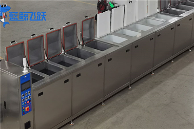 黄瓜视频看片用什么水清洗首饰？