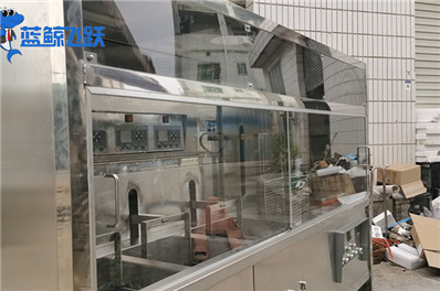 黄瓜视频看片中的白色塑料材料解析